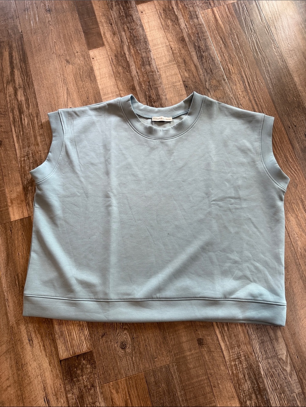 Zenana Outfitters Sleeveless Boxy Crop Top in Light dusty Blue- butter soft sz l